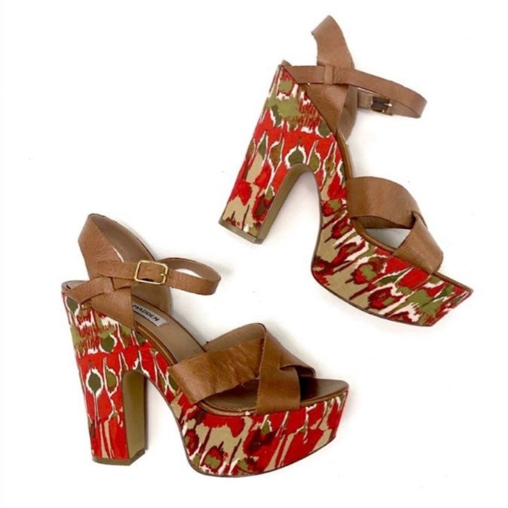 Steve Madden Platform Sandals - size 8